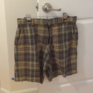 Banana Republic men’s shorts